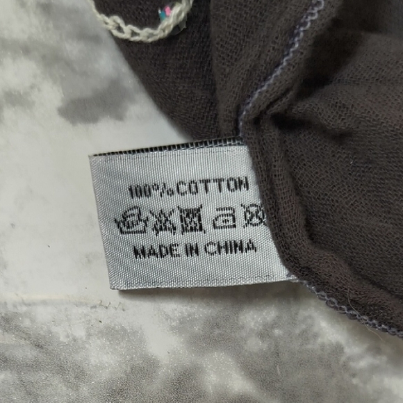 Tickled Pink Chic Floral Scarf in Dark Gray - Picture 4 of 7